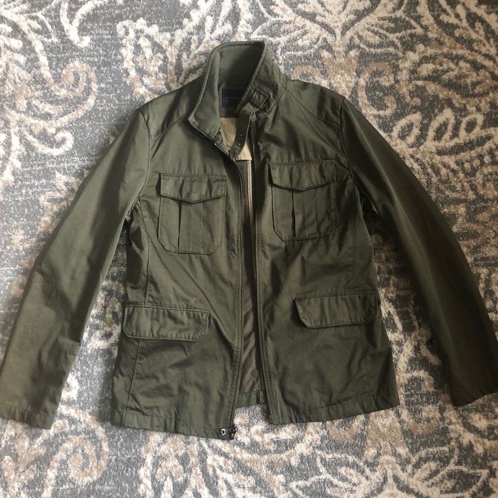 Never worn.